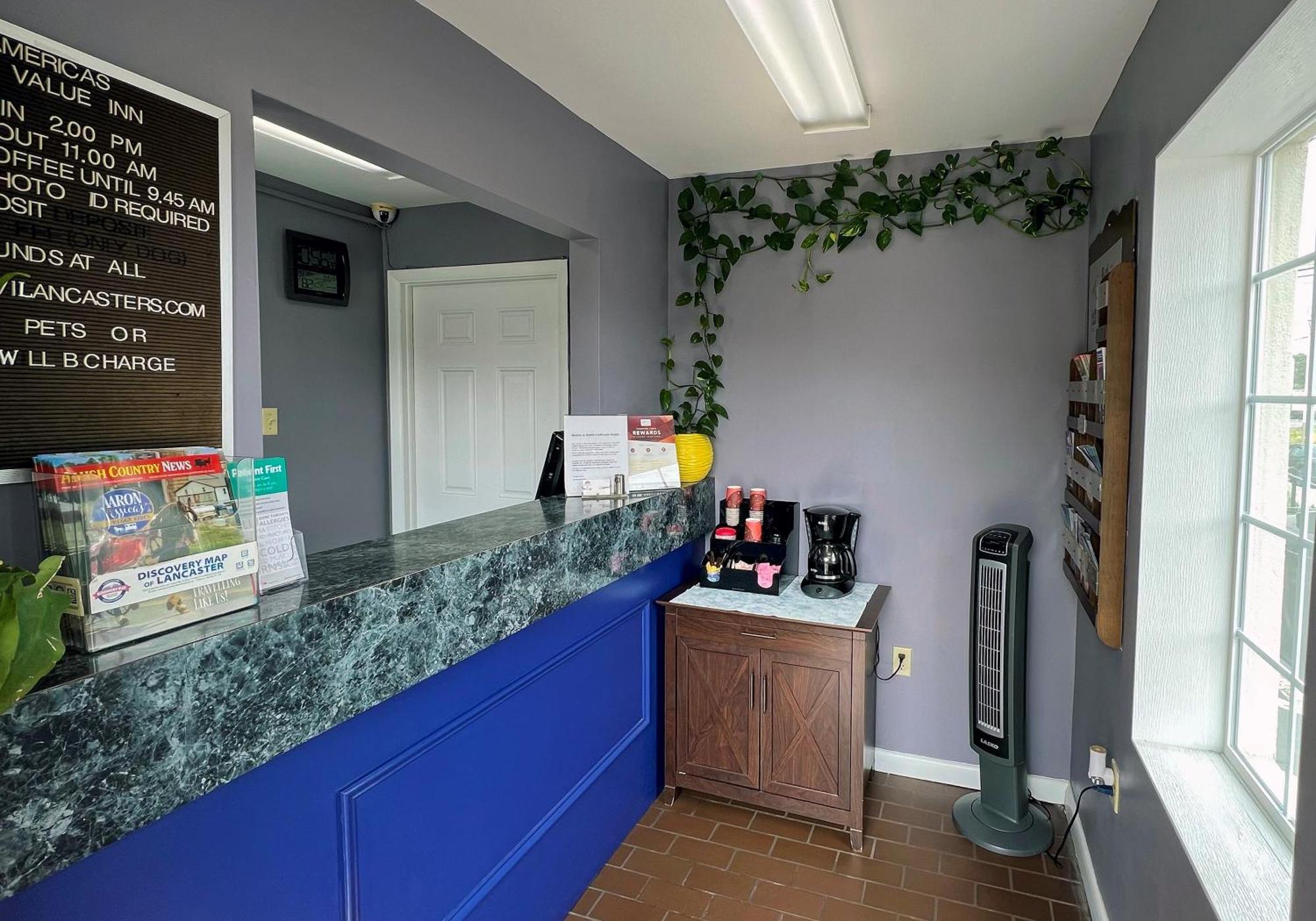 America'S Best Value Inn Lancaster Rohrerstown Exteriör bild